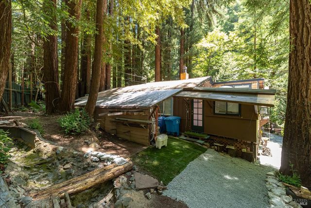 7001 Lucas Valley Rd, Nicasio, CA 94946