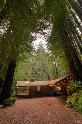 7001 Lucas Valley Rd, Nicasio, CA 94946