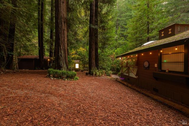 7001 Lucas Valley Rd, Nicasio, CA 94946