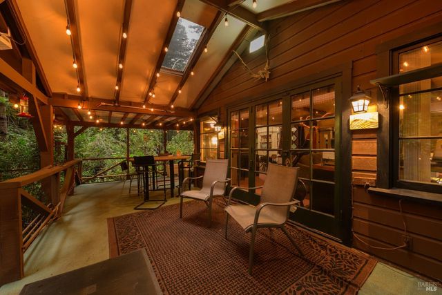 7001 Lucas Valley Rd, Nicasio, CA 94946