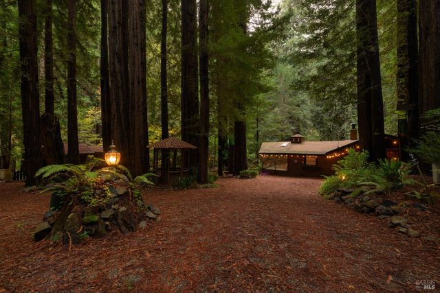 7001 Lucas Valley Rd, Nicasio, CA 94946