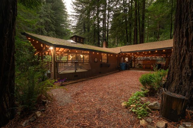 7001 Lucas Valley Rd, Nicasio, CA 94946