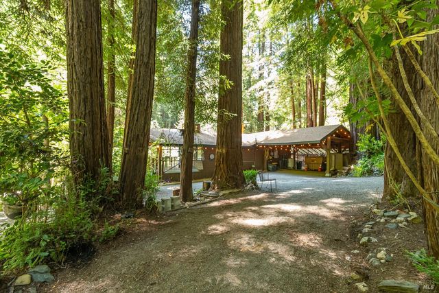 7001 Lucas Valley Rd, Nicasio, CA 94946