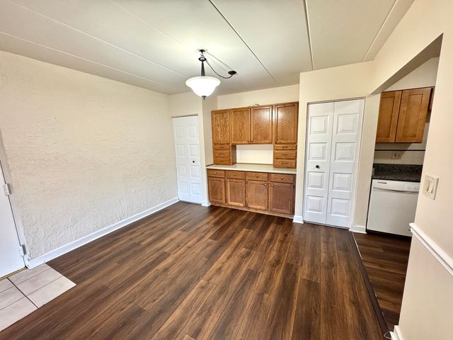 264 E Bailey Road C, Naperville, IL 60565