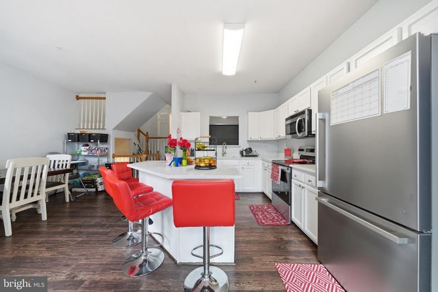 4107 APPLE LEAF CT, Pasadena, MD 21122