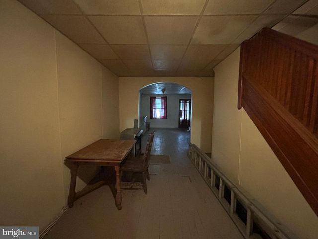 45-47 S MARKET ST, Shamokin, PA 17872