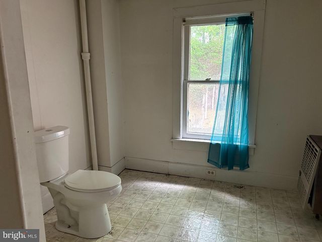 45-47 S MARKET ST, Shamokin, PA 17872