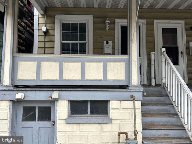 45-47 S MARKET ST, Shamokin, PA 17872
