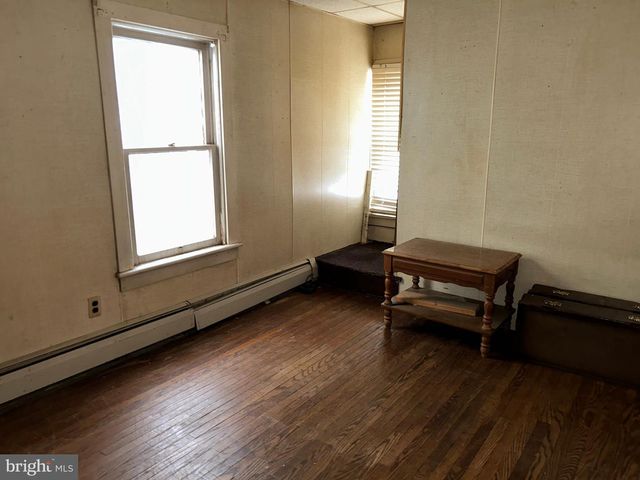 45-47 S MARKET ST, Shamokin, PA 17872