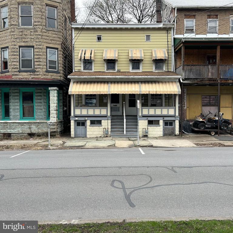 45-47 S MARKET ST, Shamokin, PA 17872