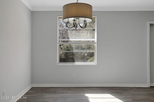 4325 PLAZA GATE Lane S 201, Jacksonville, FL 32217