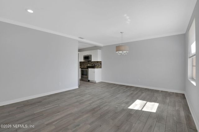 4325 PLAZA GATE Lane S 201, Jacksonville, FL 32217