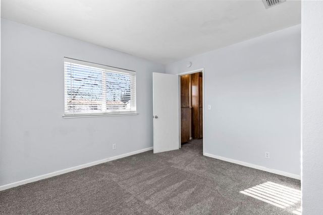 1617 E Lake Ct, Marysville, CA 95901