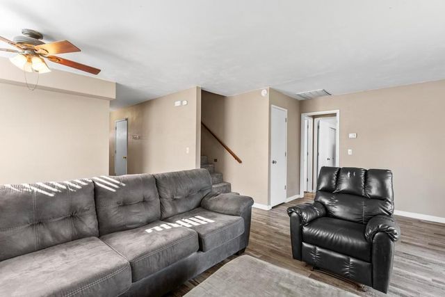 1617 E Lake Ct, Marysville, CA 95901