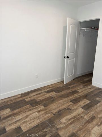 523 W 78th Street, Los Angeles, CA 90044