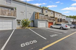 6608 E 128TH Street, Grandview, MO 64030