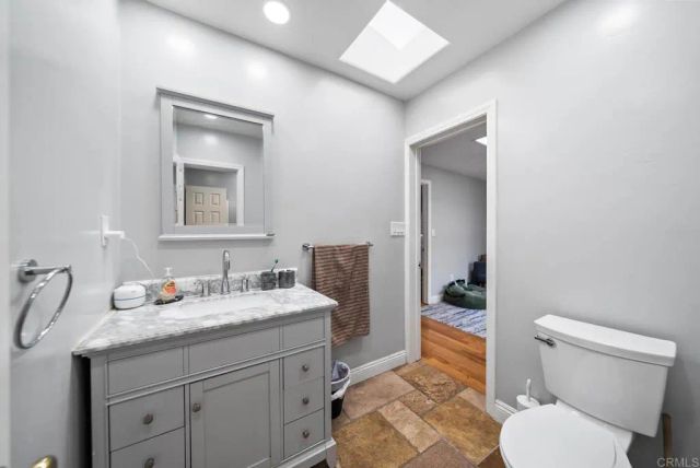 10820 Dutton Drive, La Mesa, CA 91941