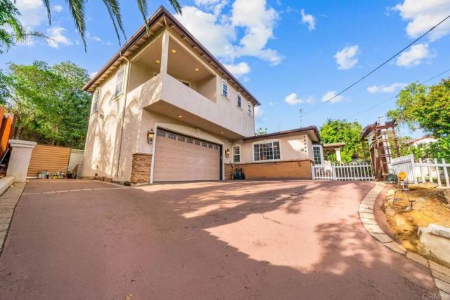 10820 Dutton Drive, La Mesa, CA 91941