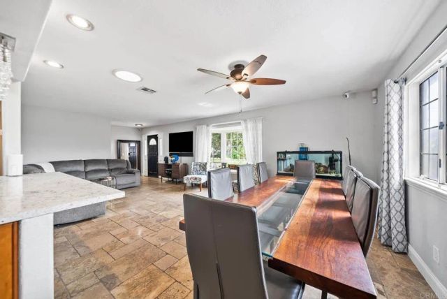 10820 Dutton Drive, La Mesa, CA 91941