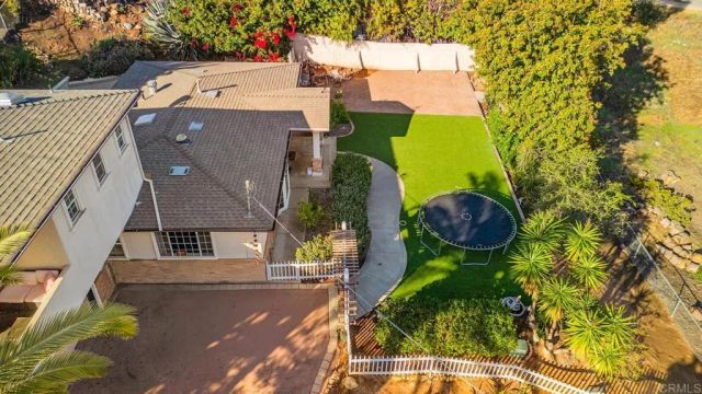 10820 Dutton Drive, La Mesa, CA 91941