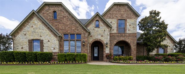 2722 W Alamosa Drive, Terrell, TX 75160