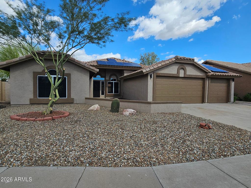 8737 W KIMBERLY Way, Peoria, AZ 85382