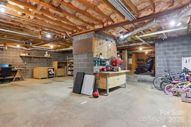 57 Bittersweet Trail, Canton, NC 28716