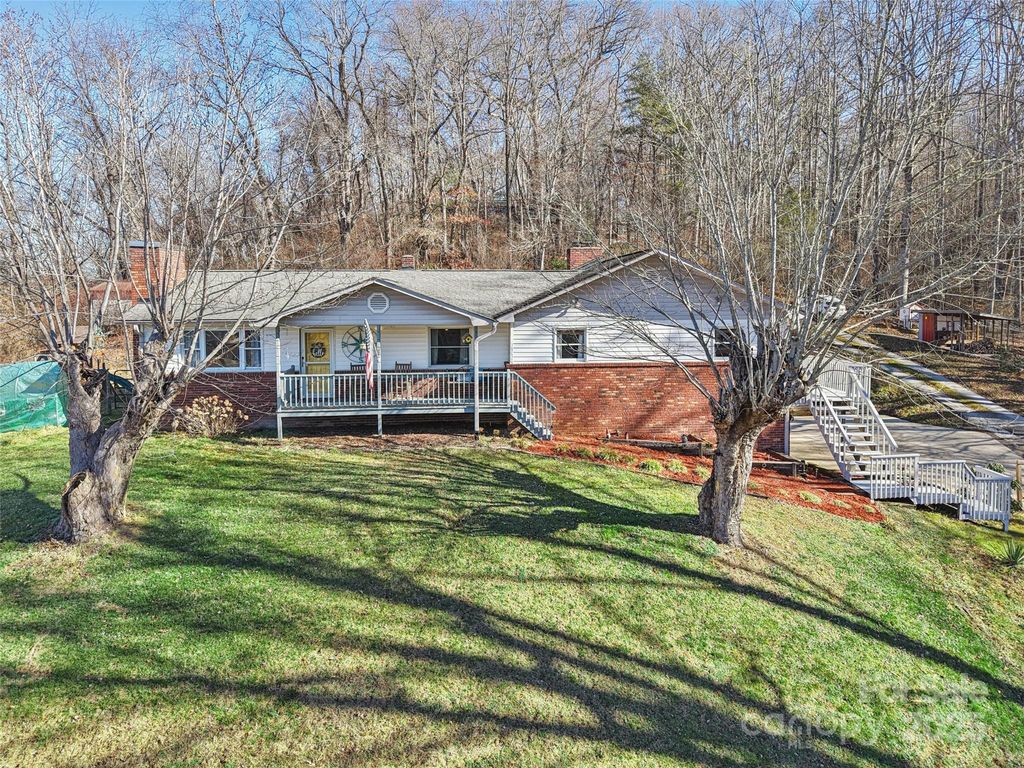 57 Bittersweet Trail, Canton, NC 28716