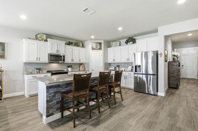 1104 Eastland Lane, Weatherford, TX 76087