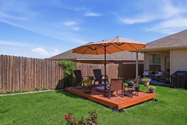 1104 Eastland Lane, Weatherford, TX 76087