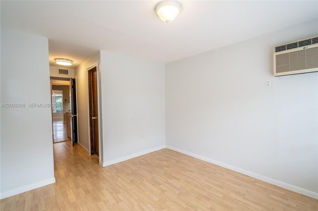 475 S Shore Dr, Miami Beach, FL 33141