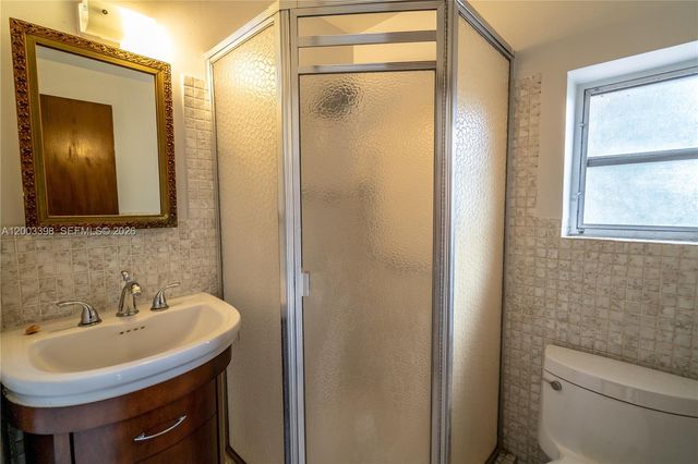 475 S Shore Dr, Miami Beach, FL 33141