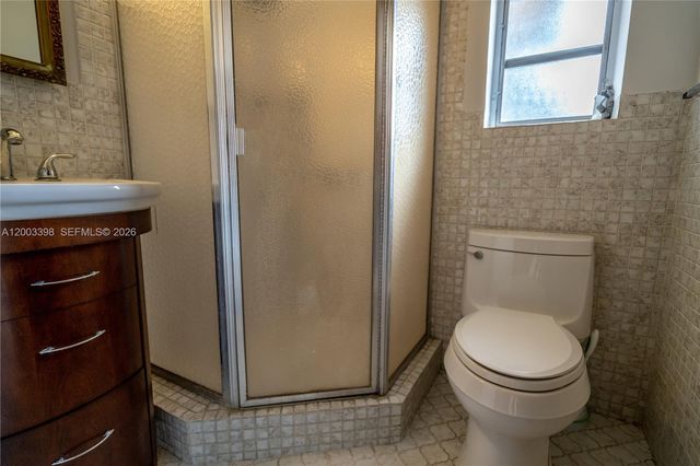 475 S Shore Dr, Miami Beach, FL 33141