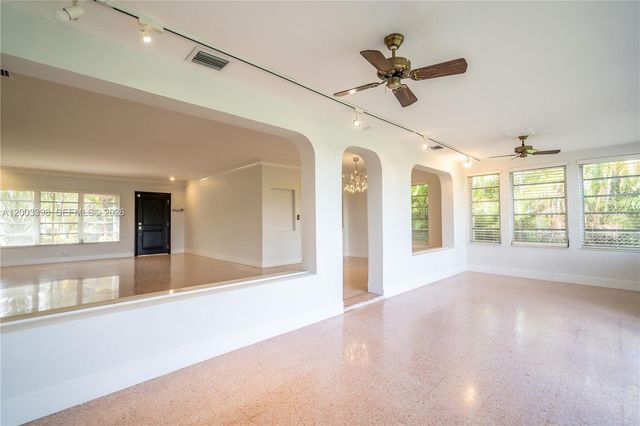 475 S Shore Dr, Miami Beach, FL 33141