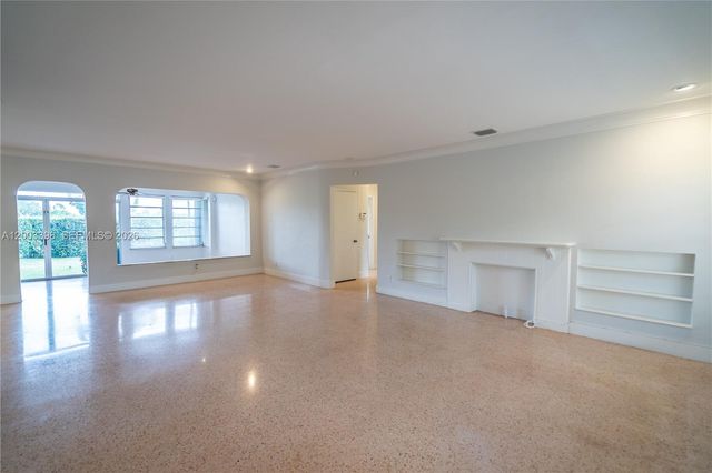 475 S Shore Dr, Miami Beach, FL 33141