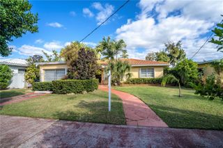 475 S Shore Dr, Miami Beach, FL 33141