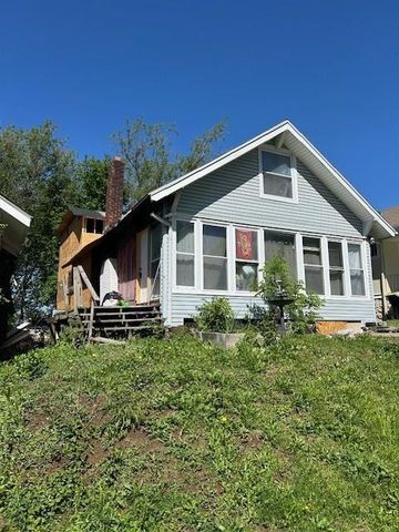 4930 Woodland Avenue, Kansas City, MO 64110