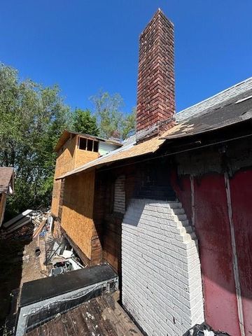 4930 Woodland Avenue, Kansas City, MO 64110