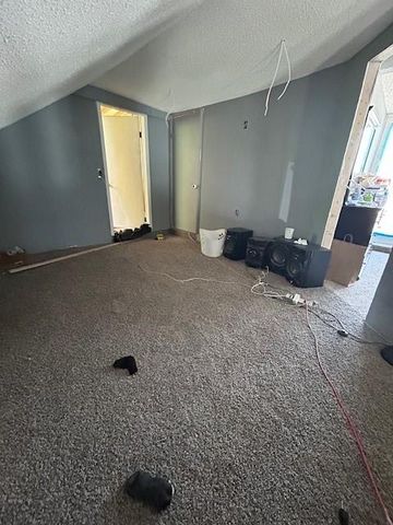 4930 Woodland Avenue, Kansas City, MO 64110