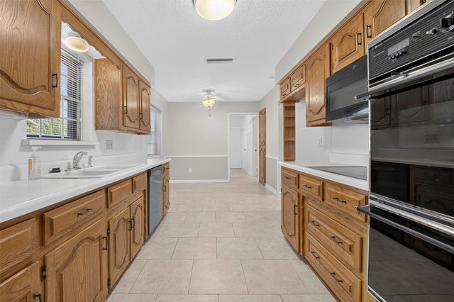 11125 Cactus Lane, Dallas, TX 75238