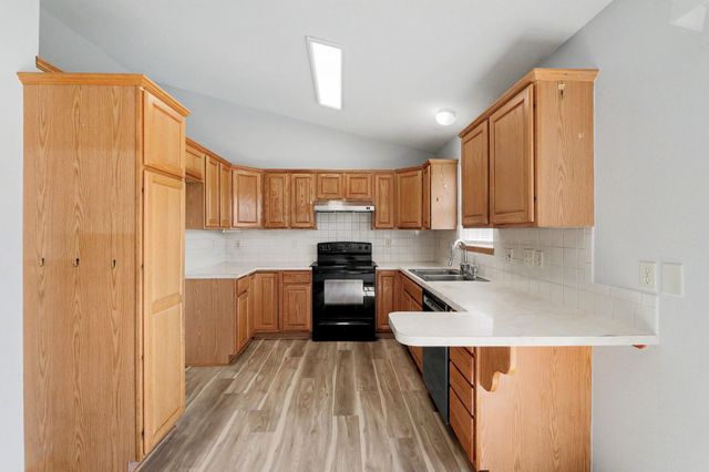 1920 S Leeanne Ln, Wichita, KS 67207