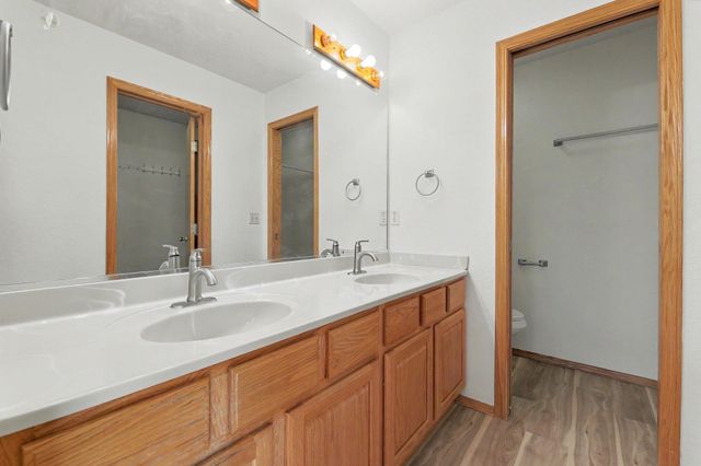 1920 S Leeanne Ln, Wichita, KS 67207