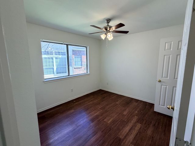 202 Vines Drive, Cedar Hill, TX 75104