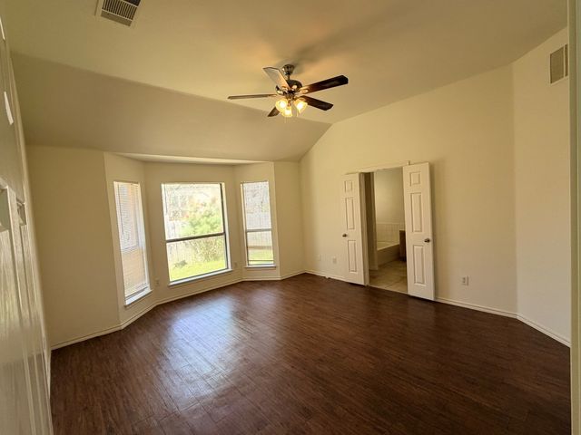 202 Vines Drive, Cedar Hill, TX 75104