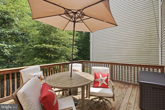 8012 BULLFINCH PL, White Plains, MD 20695