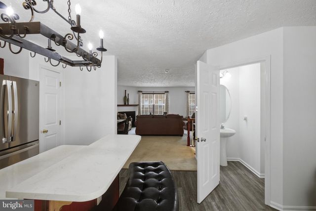 8012 BULLFINCH PL, White Plains, MD 20695