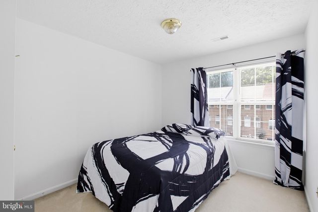 8012 BULLFINCH PL, White Plains, MD 20695