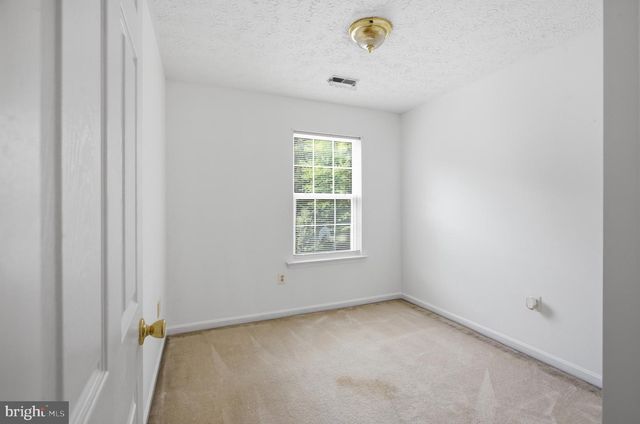 8012 BULLFINCH PL, White Plains, MD 20695