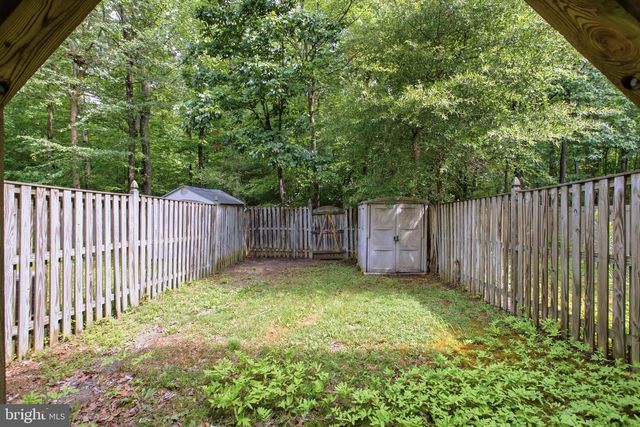 8012 BULLFINCH PL, White Plains, MD 20695