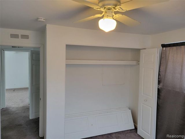 30022 White Street, Rockwood, MI 48173